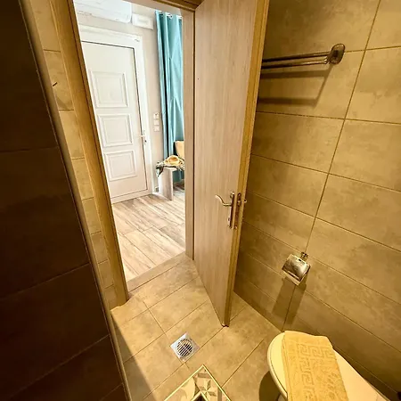 αvli & No 3 Apartamento Sarti